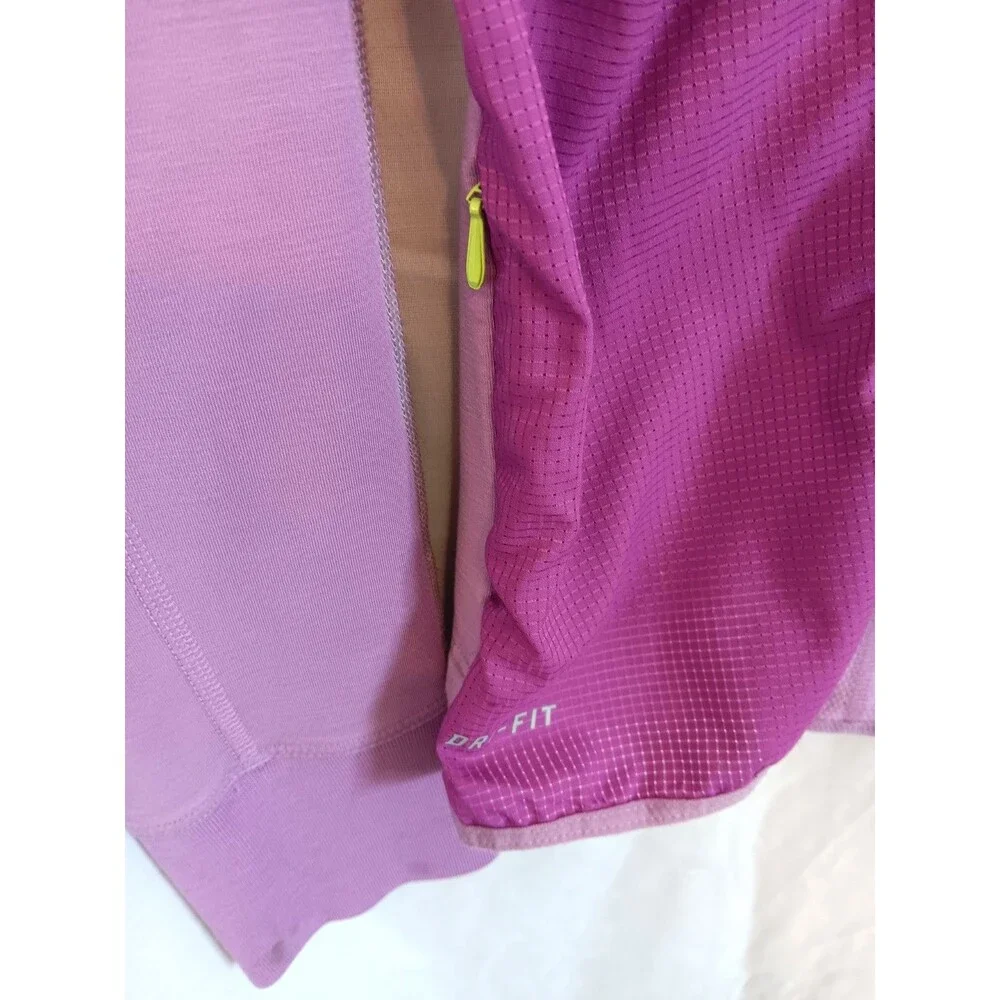 Nike Running Dri-FIT Women’s Medium Purple Long Sleeve Athletic Top Thumbholes